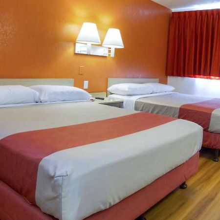 Phoenix Inn ภายนอก รูปภาพ