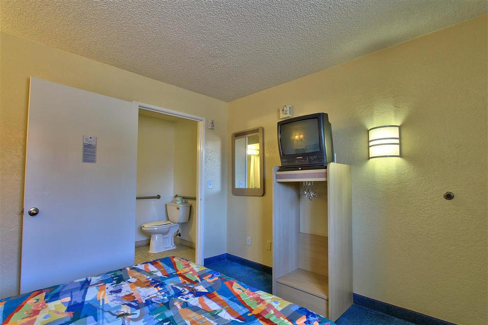 Phoenix Inn ห้อง รูปภาพ